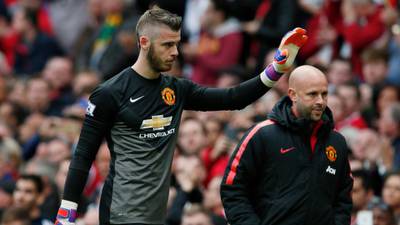Louis van Gaal ready for fight to keep David de Gea at Manchester United