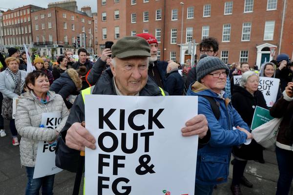 Hundreds march against Fianna Fáil-Fine Gael coalition ‘stitch-up’
