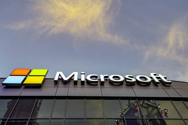 Microsoft forecasts double-digit revenue growth on cloud strength
