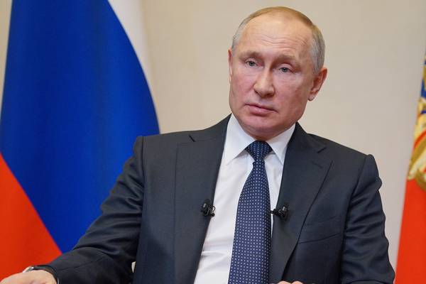 Vladimir Putin postpones vote on extending his rule