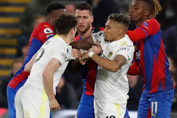 Leeds take a point from away trip to Crystal Palace