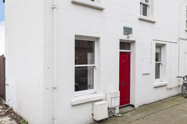 Two-bed not to be sniffed at in Ranelagh village for €575k