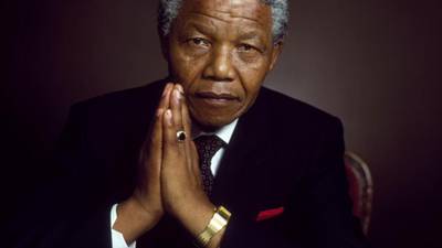 Nelson Mandela ‘was breathing on his own, free of life support’ before he died