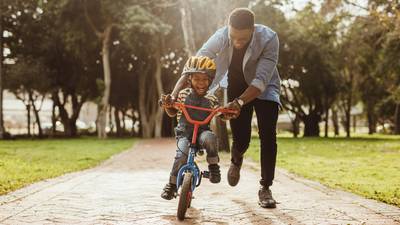 Fathers with hands-on approach to parenting makes for happier mothers