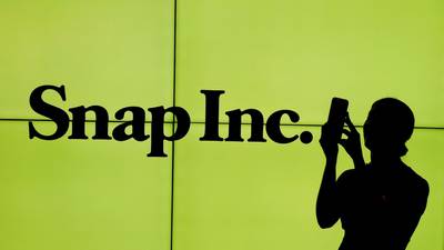 Free-falling Snap remains a risky trade