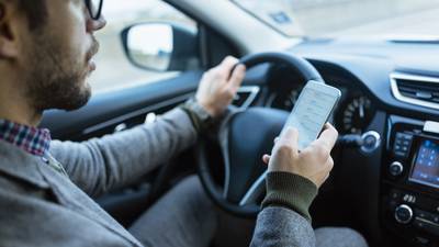 One in 10 motorists admit to texting while driving
