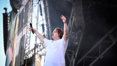 Lewis Capaldi to continue touring break as he shares health update with fans