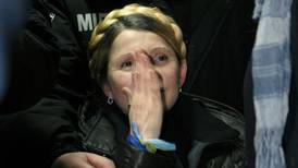 Freed Ukrainian opposition leader Tymoshenko addresses crowds in Kiev