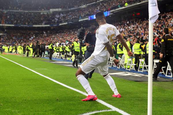 Real Madrid go top as Zidane finally gets Bernabéu win over Barca