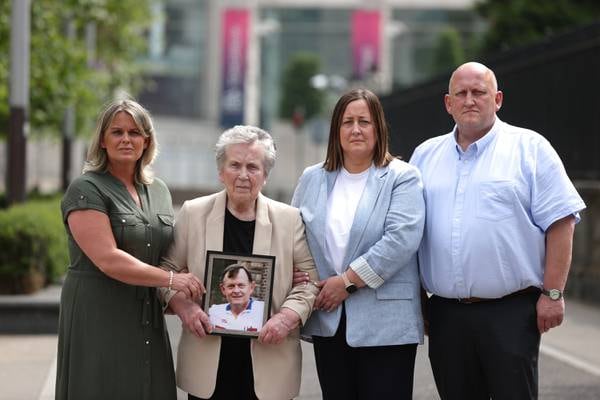 Seán Browne: Taoiseach offers support to family of murdered GAA official seeking public inquiry into his killing