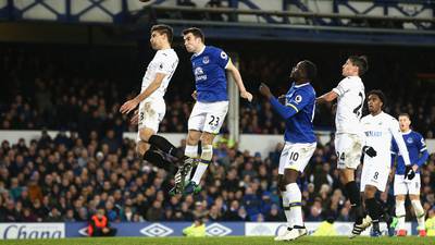 Séamus Coleman secures point with late goal for Everton
