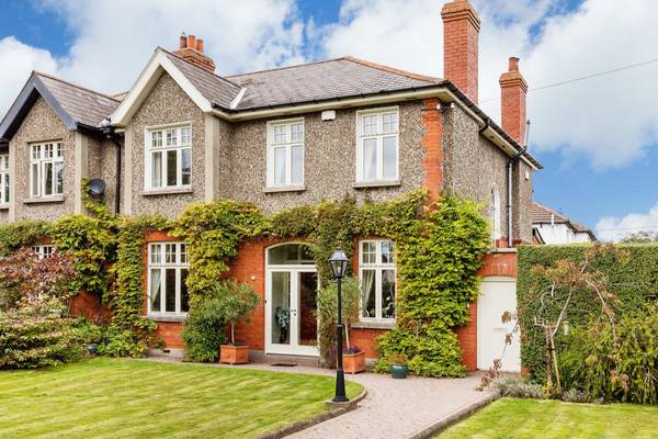 All the fun of the flair on Howth Road for €995k