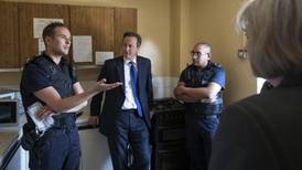Cameron  immigrant benefits plan faces EU investigation