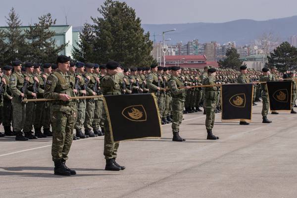 US and Nato warn Kosovo against plans to form  army
