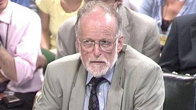 Body of Iraq dossier scientist David Kelly exhumed