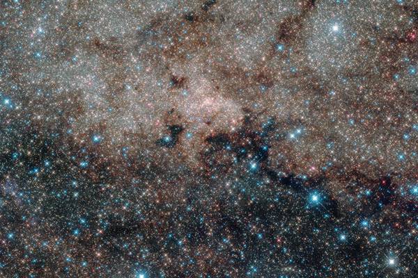 Milky Way’s centre ‘contains thousands of black holes’