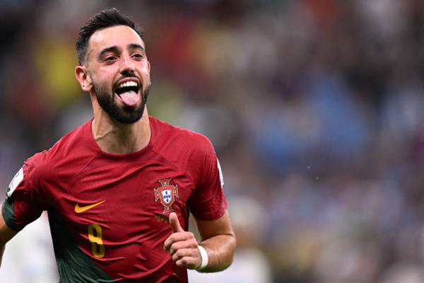 Bruno Fernandes scores twice against Uruguay to secure Portugal’s passage to knockouts