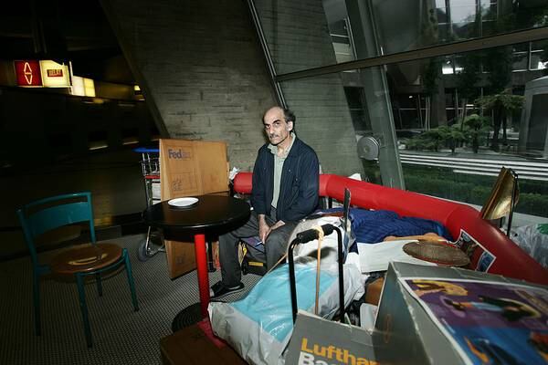 ‘The Terminal Man’ lived in a Paris airport for 18 years. He was an incredible survivor