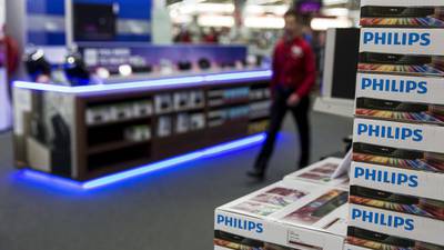 Philips’ earnings easily beat forecasts, cautious on China
