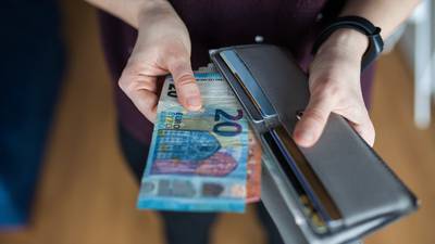Average weekly wage rose to €783 in final quarter of 2019