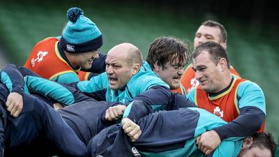 Six Nations: Schmidt backs ‘solutions man’ Henshaw to make the switch