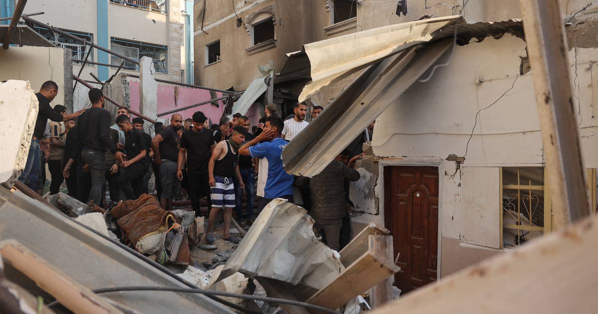 Israël appelle les civils à évacuer certaines parties de Rafah avant l’attaque attendue – The Irish Times