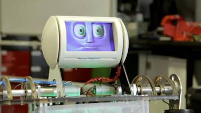 Robbie the Robot to be unveiled at TCD