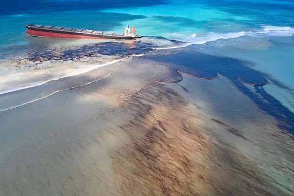 Mauritius faces environmental crisis as oil spills from grounded ship
