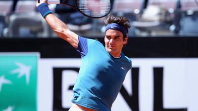 Roger Federer knocked out  by Jérémy Chardy in windy Rome