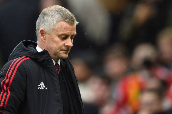 Solskjaer calls on United players to respond to pressure