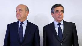 Juppé backs Fillon’s French presidential bid  after criticising him