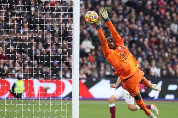Masuaku’s late goal completes West Ham’s comeback win over leaders Chelsea