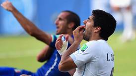 Uruguay prepared to go on the attack to defend Luis Suarez