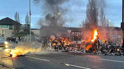 Northern Ireland: Bus hijacked and set on fire as disorder continues