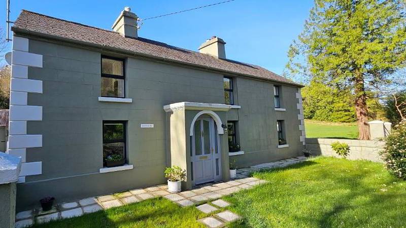 What will €275,000 buy in Japan, Norway, Spain, the Bahamas and Carrick-on-Shannon?