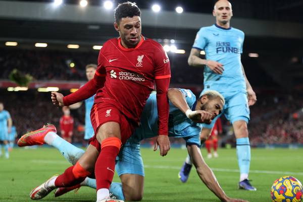 Klopp hails Oxlade-Chamberlain’s ability in ‘calming the game down’ for Liverpool