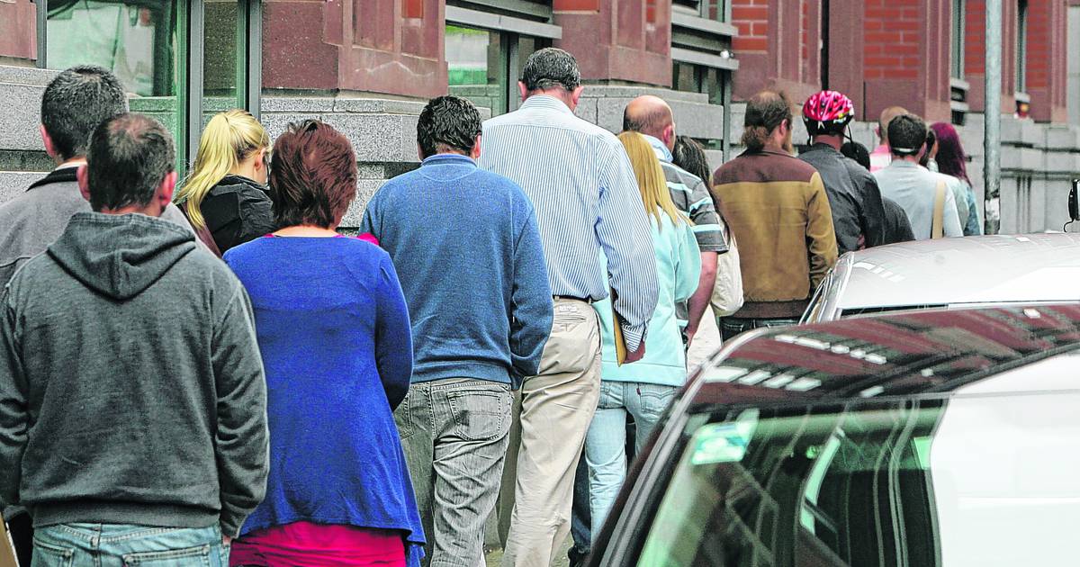 Le taux de chômage irlandais connaît la plus forte hausse en deux ans – Irish Times