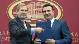 EU boost adds impetus to Macedonia's bid for deal with Greece