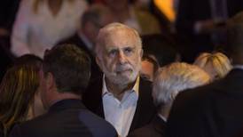 Investor Carl Icahn sells entire Apple stake on China woes