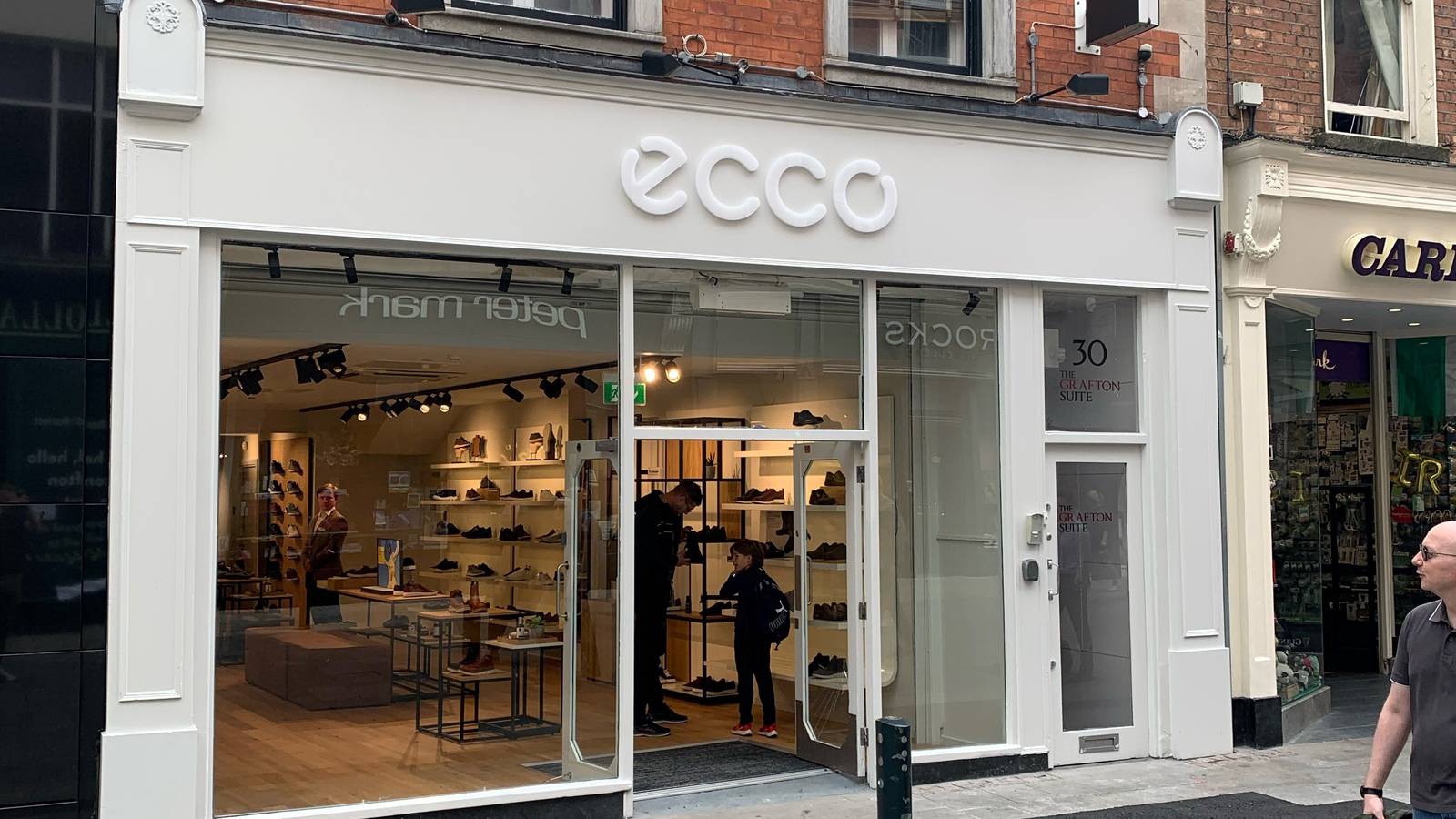 Forfatter Forebyggelse quagga Ecco secures a fresh foothold on Grafton Street – The Irish Times