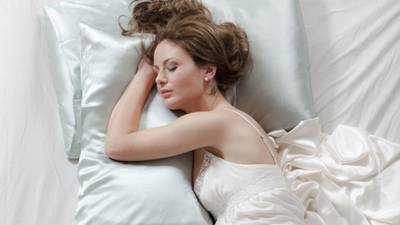 Beauty Report: How to de-stress before bed