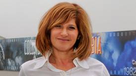 Sony film boss Amy Pascal steps down in wake of online leaks