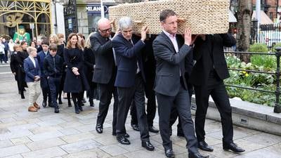 ‘National treasure’ Charlie Bird remembered at memorial service in Dublin’s Mansion House