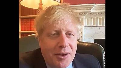 Covid-19: British government criticised after Johnson tests positive