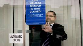 Lloyds sells 4,000 Irish mortgages to Lone Star