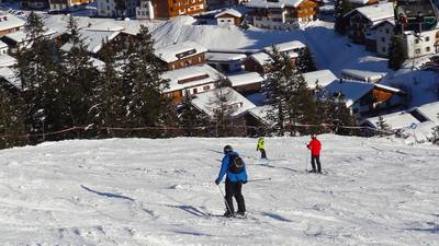 Irish among those in breach of lockdown rules at Austrian ski resort
