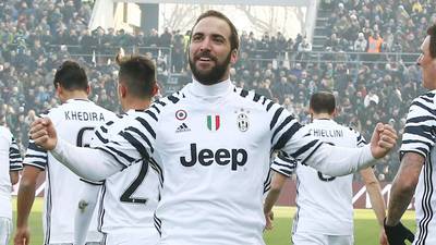 Mary Hannigan’s All in the Game: Higuain set for giant raspberry
