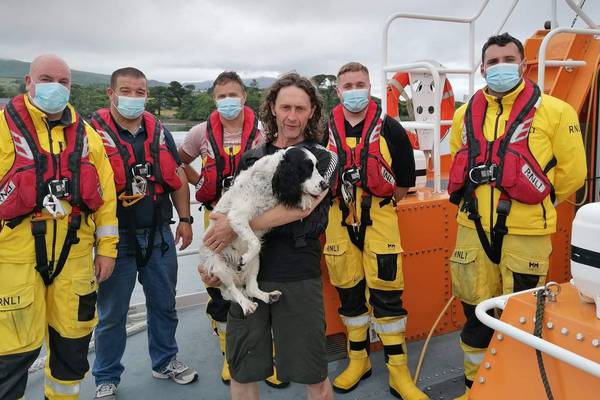 Kayaker and dog recover after spending night stranded off west Cork coast