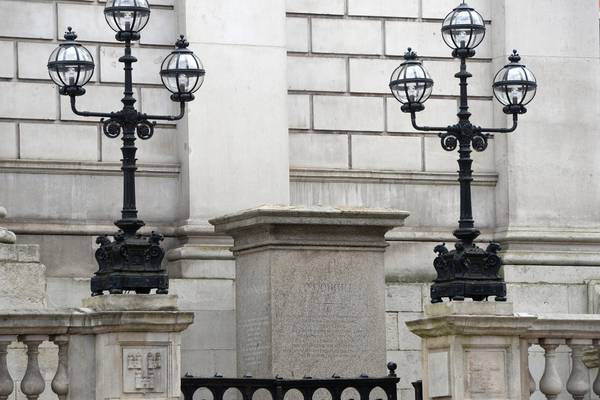 Brexit glue tariffs delay production of Dublin sculpture for outside City Hall