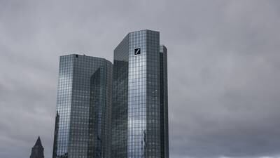 Deutsche Bank’s regulators criticize its internal probe